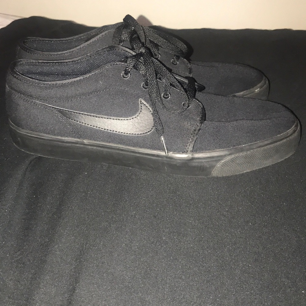 Nike Toki Low TXT